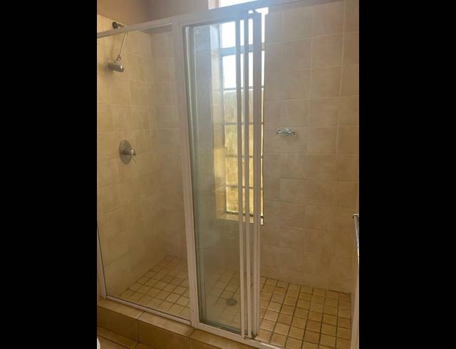 2 BEDROOM APARTMENT FOR SALE IN LASER PARK